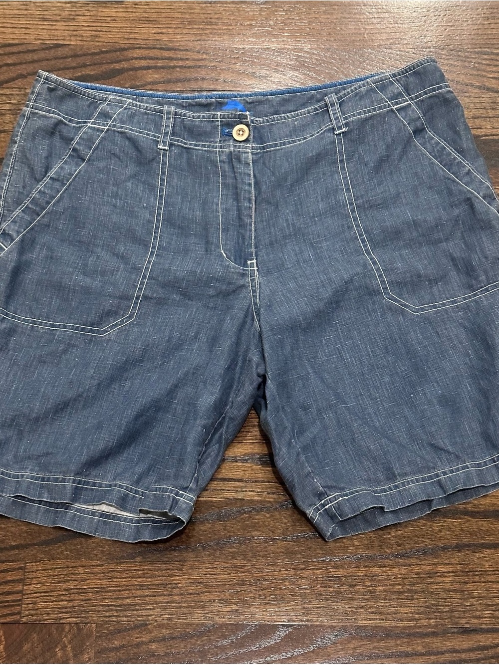 Tommy Bahama Denim-Linen Blend Women's Casual Shorts